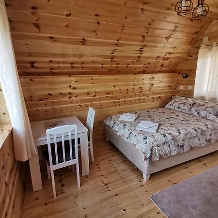 Village Cottage Жабляк Экстерьер фото