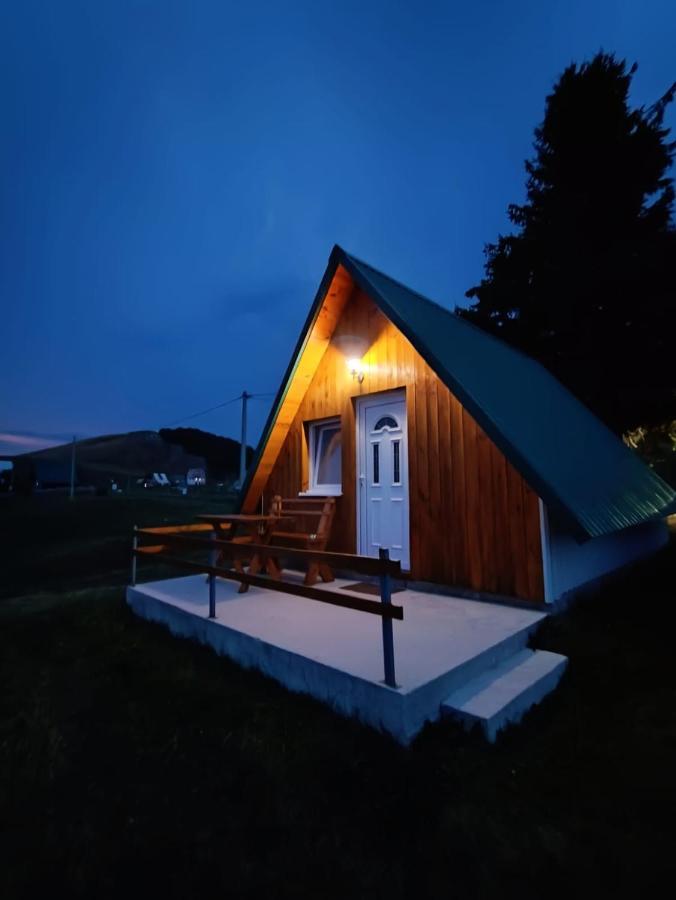 Village Cottage Жабляк Экстерьер фото